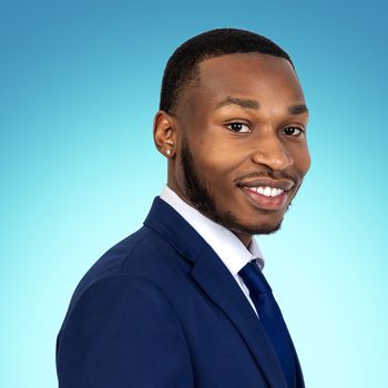 Portrait of Laquane Ramsay, Associate Agent Partner.