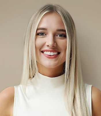 Portrait of Mary Walason, Associate Agent Partner.