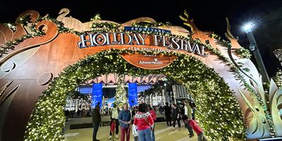 Dr. Phillips Center announces return of Frontyard Holiday Festival
