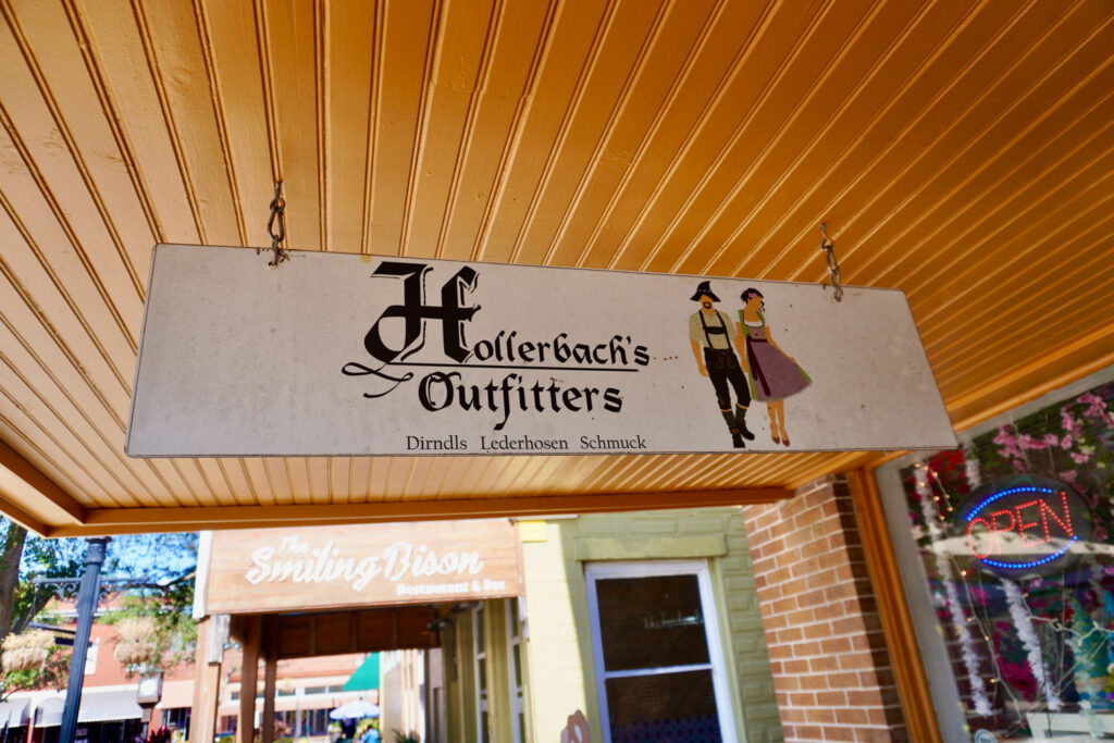 Hollerbach's Outfitters